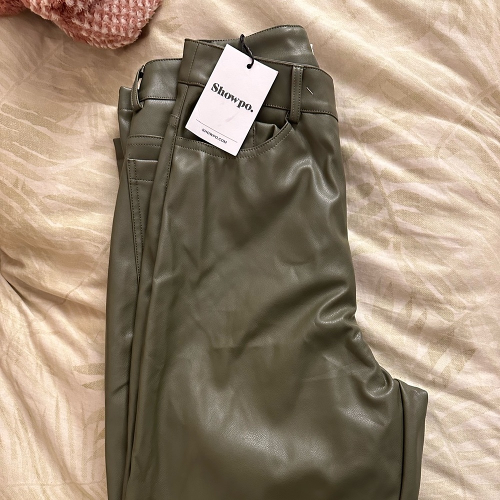 Show Po pleather pants